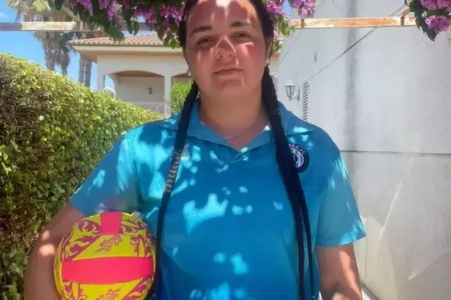 Denuncien l’exclusió de Zahira Saadi en un torneig internacional de futbol a Salou