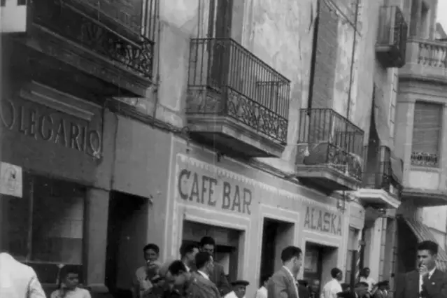 Dos-centes fotos expliquen el passat d’Almacelles