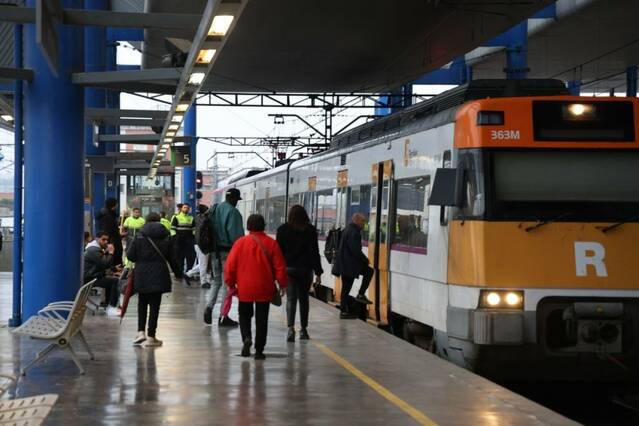 El caos ferroviari es manté a Lleida després de la vaga amb retards de fins a 40 minuts