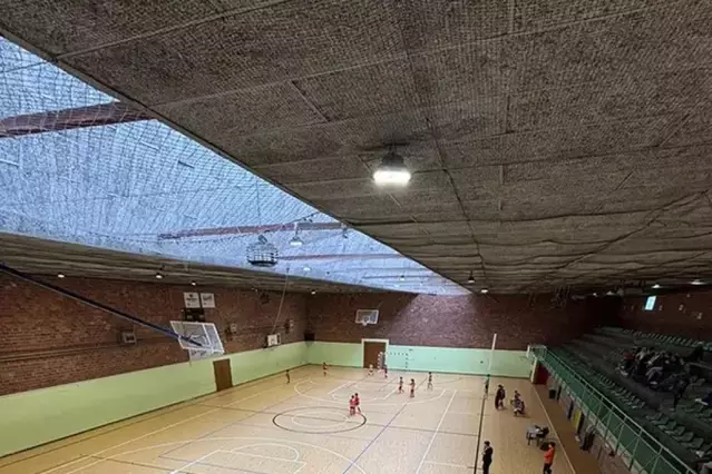 El pavelló esportiu d'Almacelles reobre després de reparar les filtracions