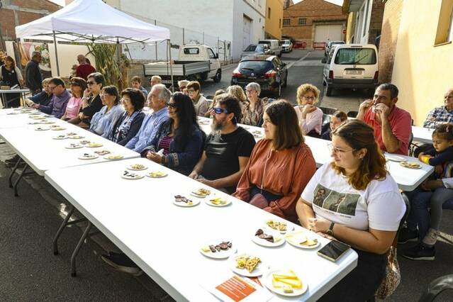 El setè Fira Tast omple Almenar de sabors
