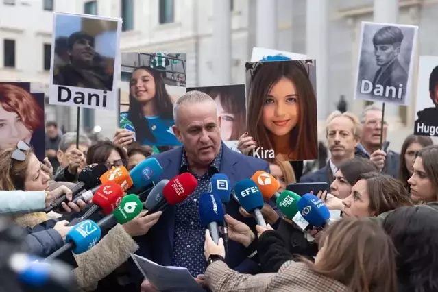 Famílies demanen una llei i canviar els protocols contra l’assetjament escolar