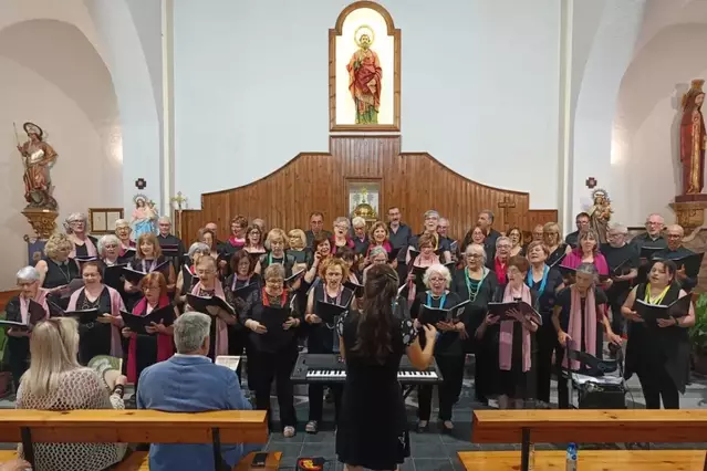 Formacions d’Alguaire, Torrefarrera i Puigverd emocionen en el ‘Segrià Corals’