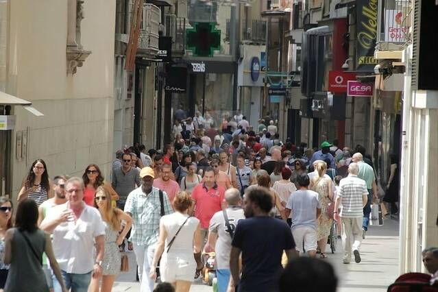 Gairebé la meitat dels nadons de Lleida tenen un progenitor estranger