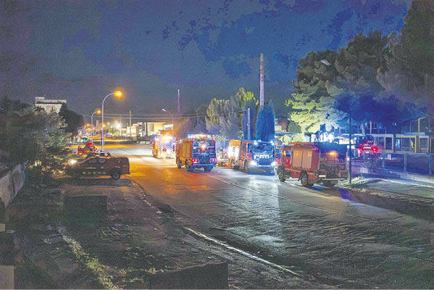 Incendi en una empresa al polígon El Segre de Lleida