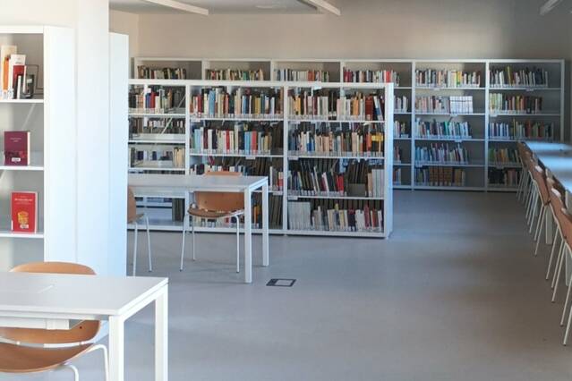 La consellera de Cultura inaugura la renovada Biblioteca Sant Bartomeu d’Alpicat