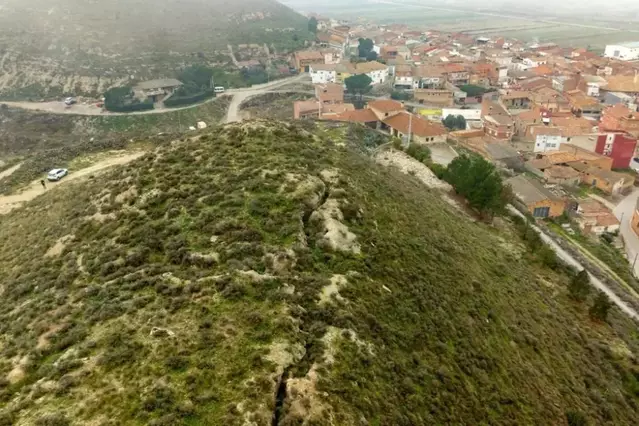 La Granja d'Escarp fa visitables les seues trinxeres de la Guerra Civil