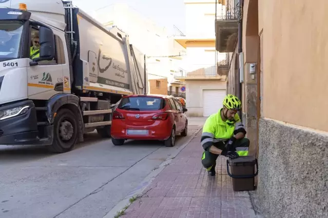 La recollida de brossa porta a porta creix i arribarà al 30% dels lleidatans en tres mesos