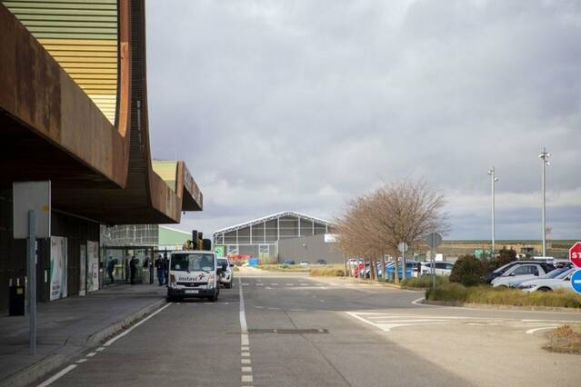 L'aeroport d'Alguaire amplia espai per a projectes industrials