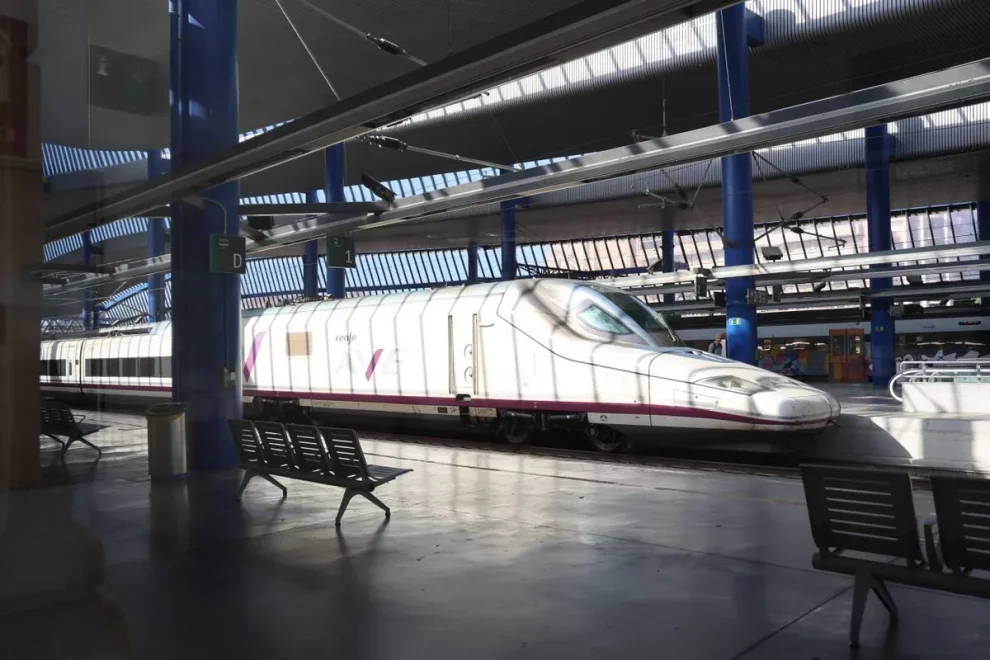 L’alta velocitat perd més de mig milió d’usuaris en un any