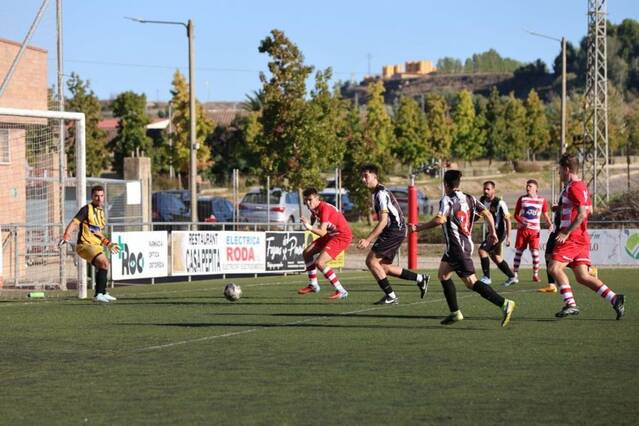 L’Athletic Almacelles es desperta amb el 0-2 i rescata un punt