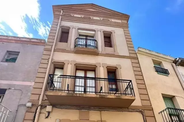 L’edifici d’entitats de Corbins, a punt