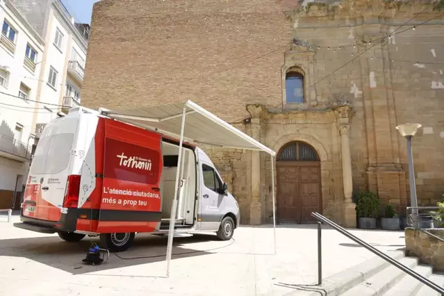 Les oficines mòbils de la Generalitat reben 1.200 veïns de pobles rurals en quatre mesos