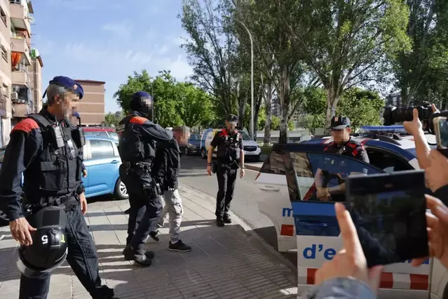 Macrobatuda de 200 mossos contra el tràfic de marihuana i armes a Lleida i Seròs