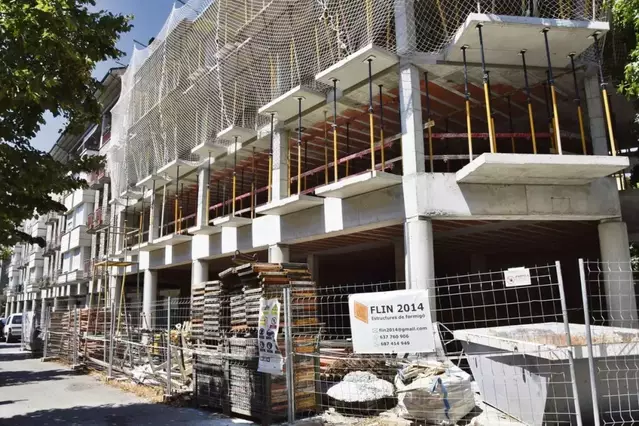 Només 15 municipis concentren la venda de les 1.771 cases noves de l’últim any