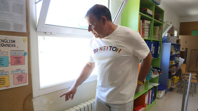 Reformen l’escola de Rosselló i traslladen els alumnes