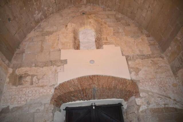 Restauració de pintures murals al monestir d’Avinganya