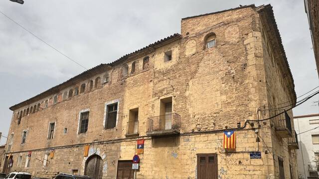 Seròs restaura el Palau Montcada i farà una pista poliesportiva
