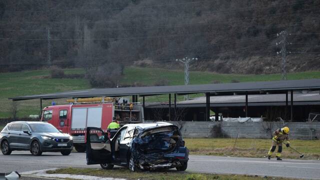 Tres ferits en un xoc a l’A-14 a Alguaire