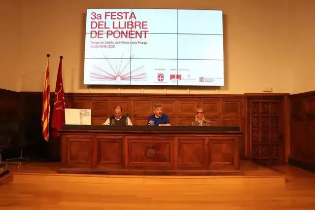 Trobada d’autors i editors a la Festa de Llibre de Ponent a Alguaire