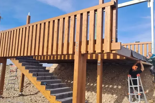 Un nou mirador a Aitona per contemplar el ‘mar rosa’