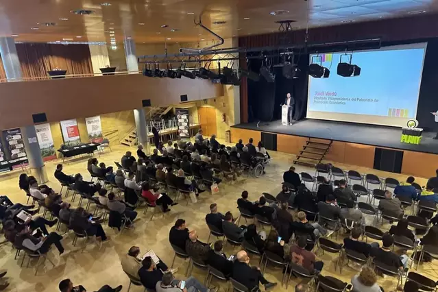 Un projecte a Alcarràs busca fruita més resistent al canvi climàtic