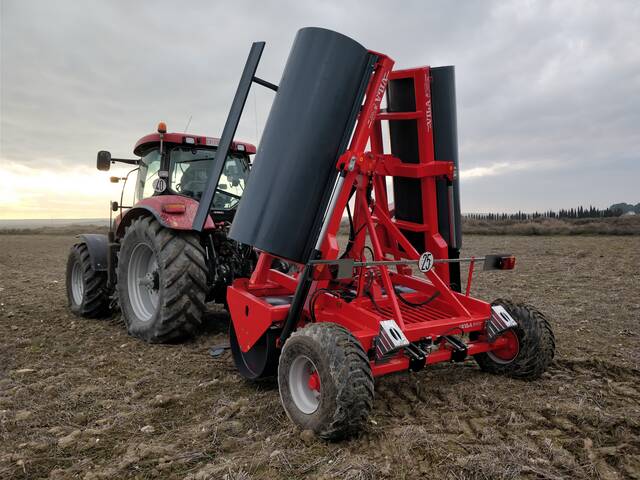 Vertical Folding Roller