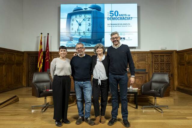 Jordi Amat i Teresa M. Vilarós analitzen les controvèrsies de la Transició en el marc del cicle ‘50 anys de Democràcia?’