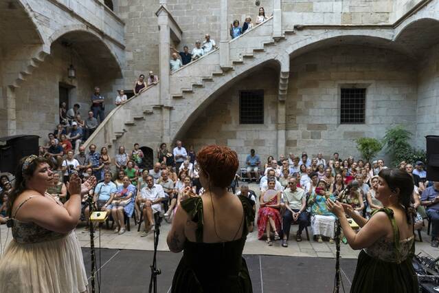 Les veus de Silvestres posen la cloenda musical a set dies de Festa Major de l’Institut d’Estudis Ilerdencs