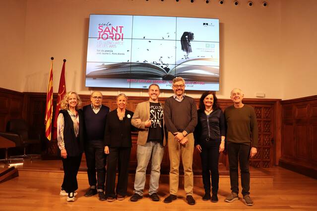 Pons Alorda enceta el cicle de l’IEI ‘Sant Jordi i el llenguatge de les arts’ compartint la seva concepció del món amb ‘Tot és poesia’