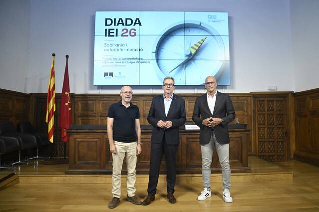 Raül Romeva defensa a l’IEI que la independència de Catalunya “és possible”, tot i que el procés pot ser “difícil, lent i dolorós”