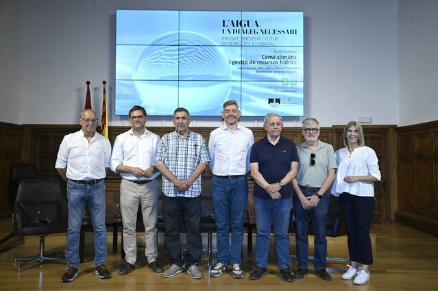 Una taula rodona sobre el canvi climàtic i la gestió de recursos hídrics tanca el cicle ‘L’aigua, un diàleg necessari’