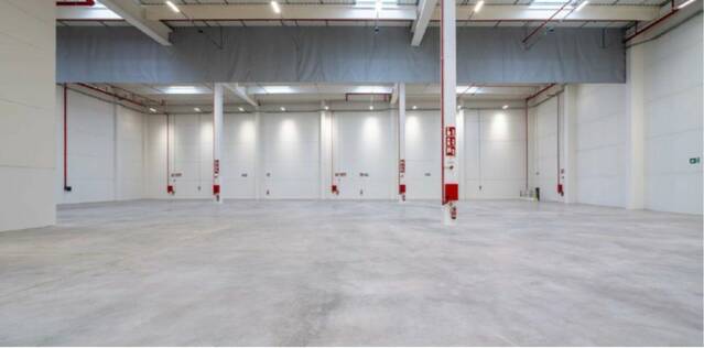 Edificio industrial en L'Hospitalet de Llobregat Ref.802