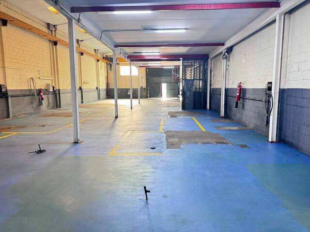 Edificio Industrial en Granollers Ref.819
