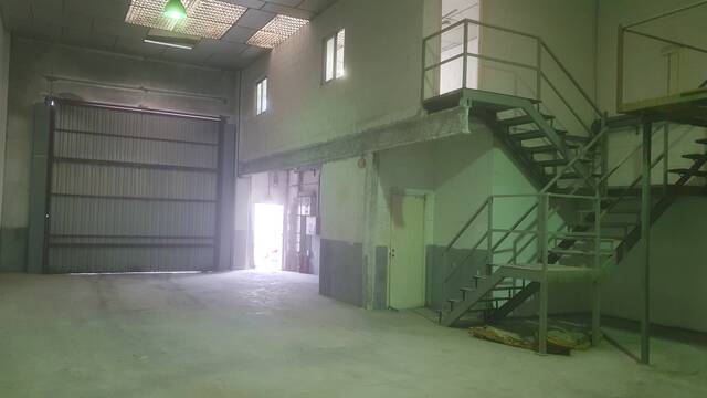 Edificio industrial en Montcada i Reixac Ref.804